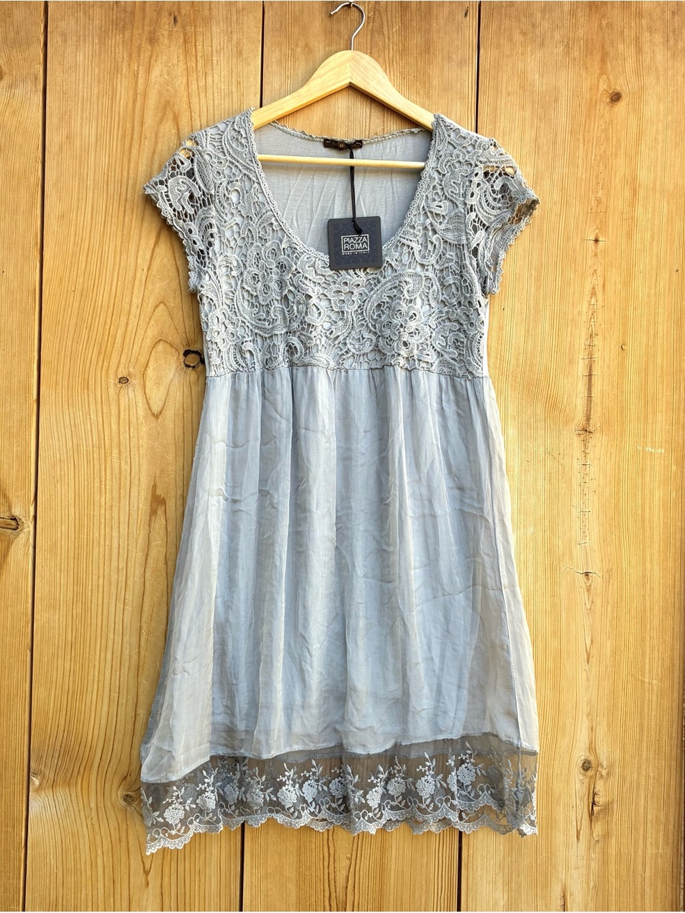 Piazza Roma Italy NWT Lace Silk Gray Dress Sz Medium